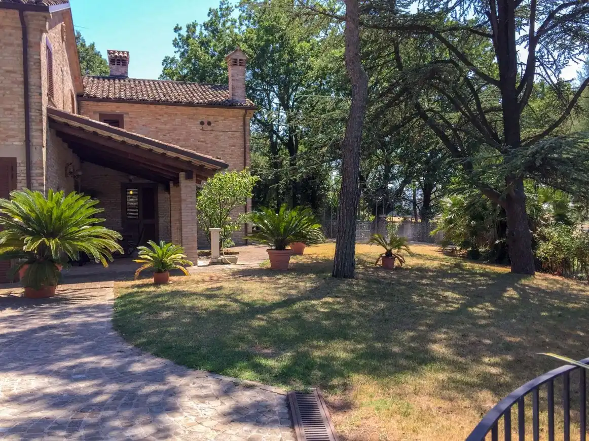Galleria estesa